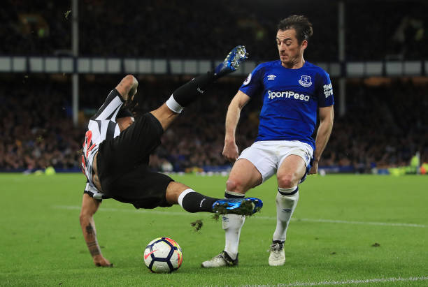 与球迷共享 与球迷共享