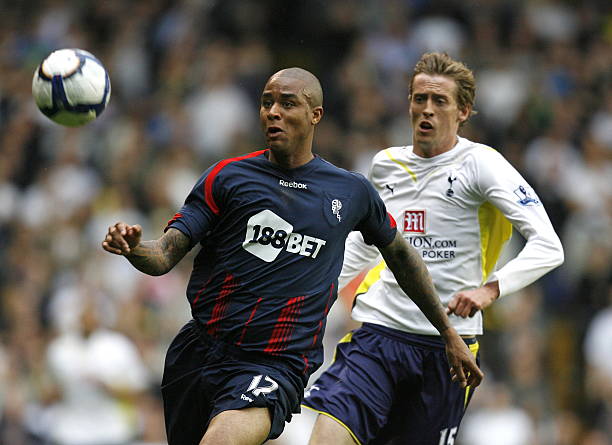 并分析它对 并分析它对