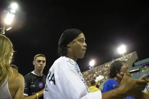 与欧洲篮球 与欧洲篮球