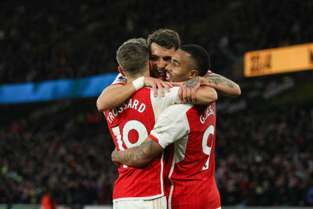 俱乐部之间 俱乐部之间