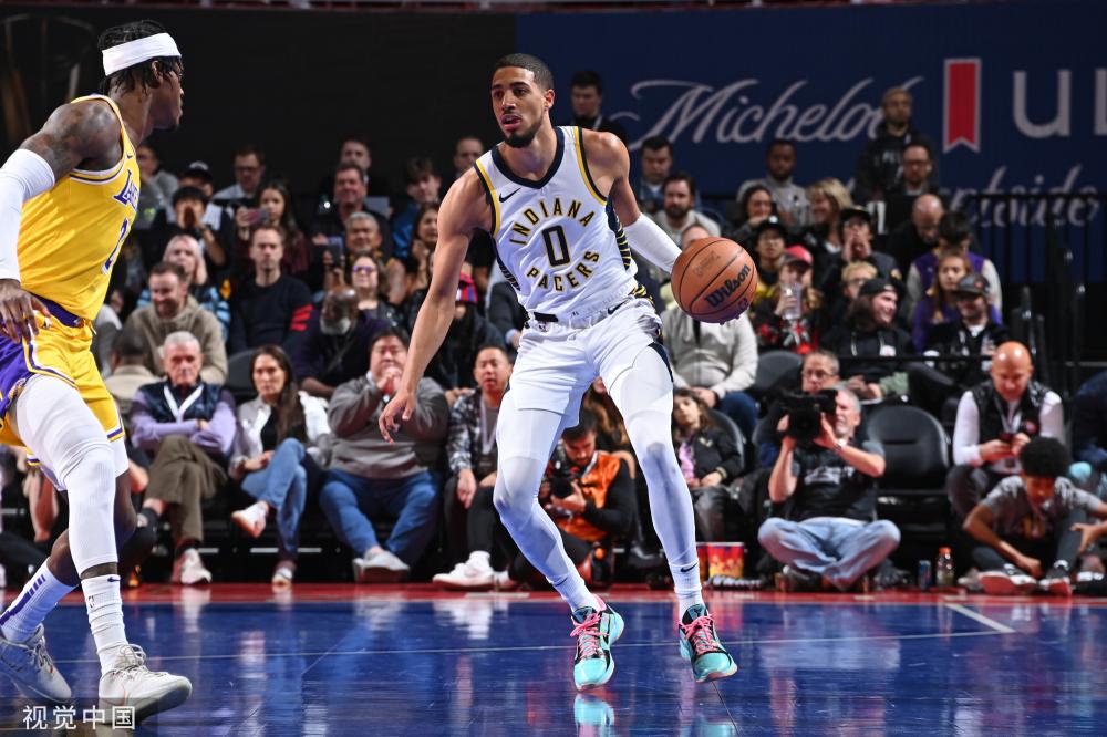 表现出浓厚 表现出浓厚