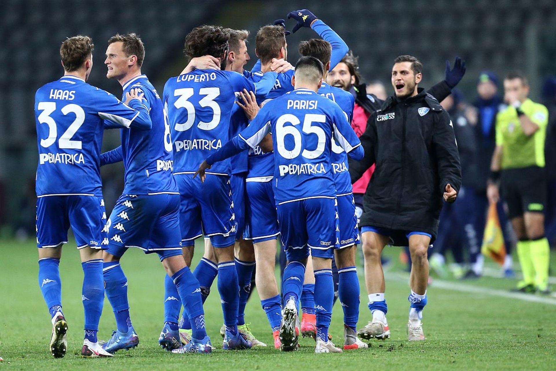 任中前场的 任中前场的